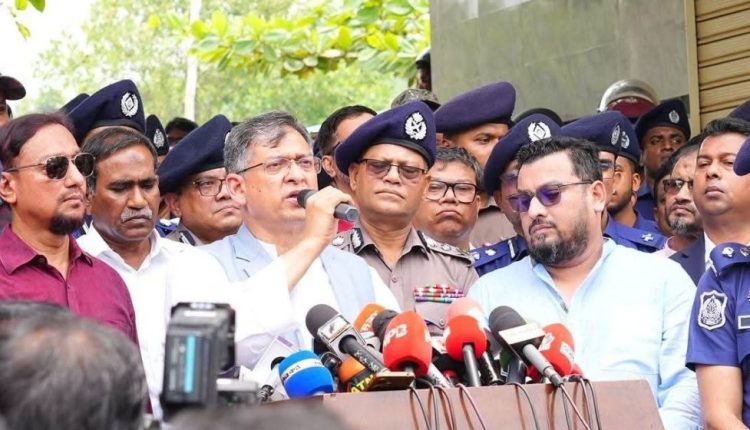 স্বরাষ্ট্রমন্ত্রী সালাহউদ্দিন আহমদ