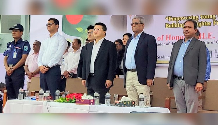 ঠাকুরগাঁও জেলা শহরের শহীদ মোহাম্মদ আলী স্টেডিয়ামে আয়োজিত এক অনুষ্ঠান